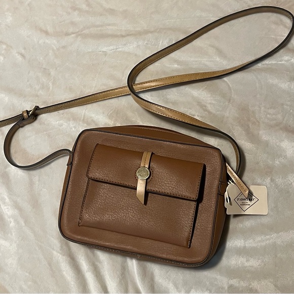 St. John's Bay Handbags - St. John's Bay Tan Crossbody Bag